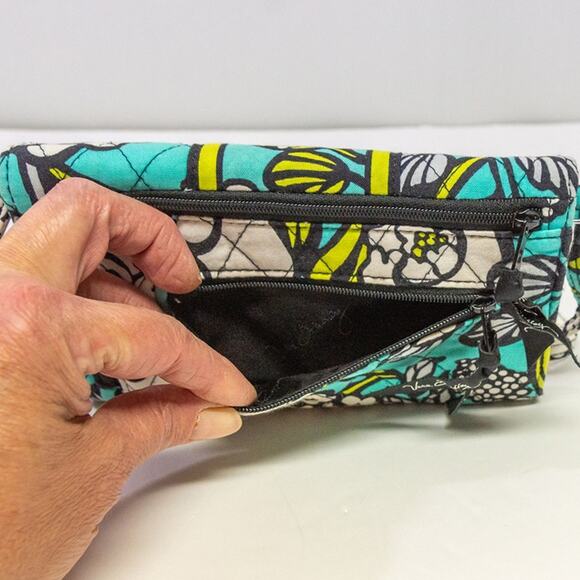 Quilted Purse VERA BRADLEY Trifold Crossbody Wallet Retired 2013 Island Bloom - Picture 6 of 7